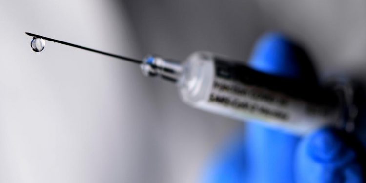Radovanović: Uvesti obaveznu vakcinaciju javnih službenika