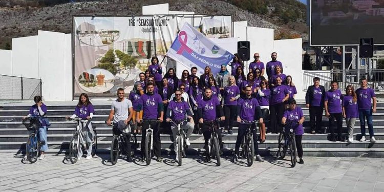 Tutin-Međunarodni mjesec karcinoma dojke, obilježen je i u našem gradu pod sloganom”Daj pedalu raku”