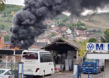 Požar u industrijskoj zoni u Novom Pazaru.