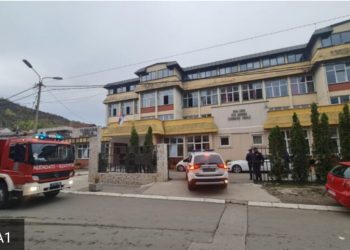 Opširnije o požaru u Tehničkoj školi u Novom Pazaru (Video)