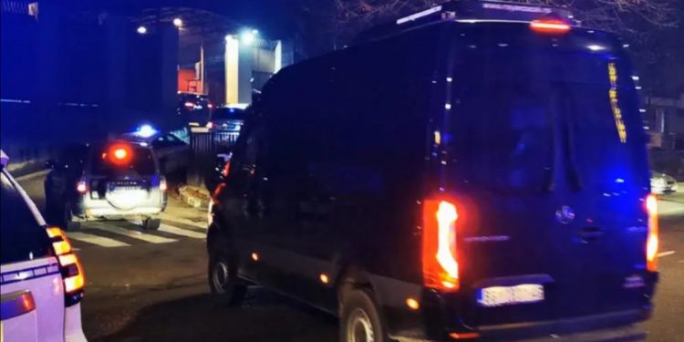 FILMSKA POTJERA ZA CRNOGORCEM- Probio rampu na granici sa SRBIJOM, izbjegao sve policijske blokade…