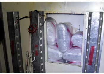 Policija kod Kraljeva u kamionu pronašla 321 kilogram marihuane
