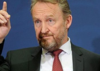 BAKIR IZETBEGOVIĆ OTVORIO KARTE: “Ako visoki predstavnik ne učini ništa, mi ćemo…”