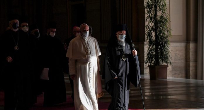 Papa Franja o sramoti crkve posle izveštaja o zločinima nad decom u Francuskoj