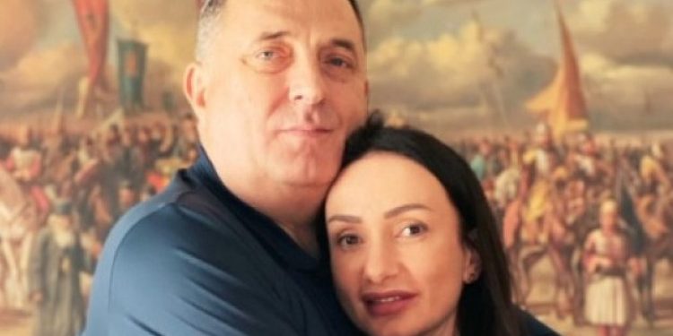 Dodikova kćerka: Ovdje bi se za par godina samo klanjalo umjesto krstilo