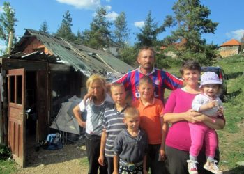 ”Po cijeli dan tovarim ugalj i kopam grobove za preminule Pešterce da bi prehranio svoju porodicu”