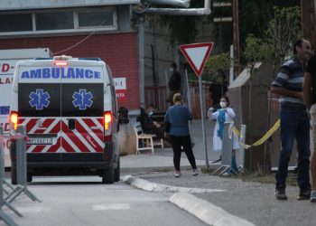 Novi Pazar: Preminula dva kovid pacijenta, smanjen broj prvih pregleda