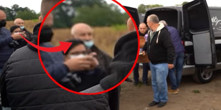 JEZIVO! Evo šta je radio Džonić na SAHRANI Đokića: Ubica bez emocija gledao spuštanje KOVČEGA