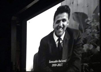 Vječno ćeš biti u našim srcima dragi predsjedniče (VIDEO)