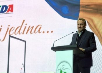 Izetbegović: U dijaspori se budi inat koji će BiH donijeti promjene