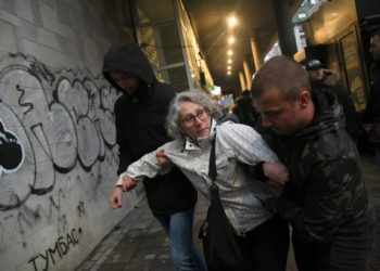 AIDA ĆOROVIĆ: Svaka brutalnost proizlazi iz STRAHA, jednog dana će se KULA OD ZLA U SRBIJI RASPASTI