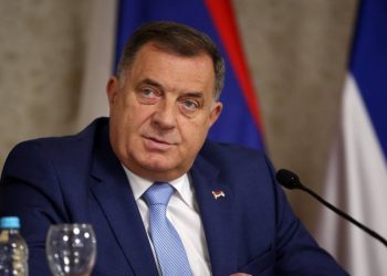 Dodik: U Srebrenici je stradao jednak broj Bošnjaka i Srba!