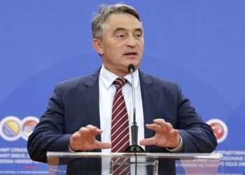 Komšić: Pristrasnost međunarodnih zvaničnika u suprotnosti sa javnim politikama i principima EU i SAD