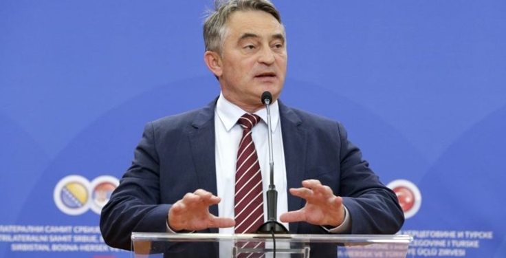 Komšić: Pristrasnost međunarodnih zvaničnika u suprotnosti sa javnim politikama i principima EU i SAD
