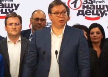 SNS SE RASPADA: OTKAZANA SKUPŠTINA STRANKE, EVO ŠTA SE DESILO