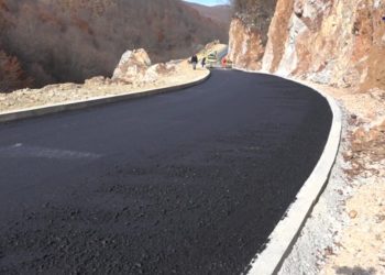 (VIDEO) Asfatirano još 500 metara puta kroz kanjon rijeke Vidrenjak u opštini Tutin.