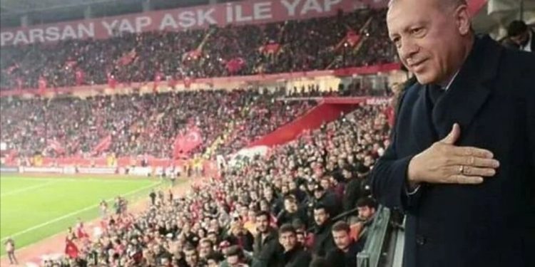 Erdogan stiže u Podgoricu da bodri reprezentaciju Turske u ključnom meču