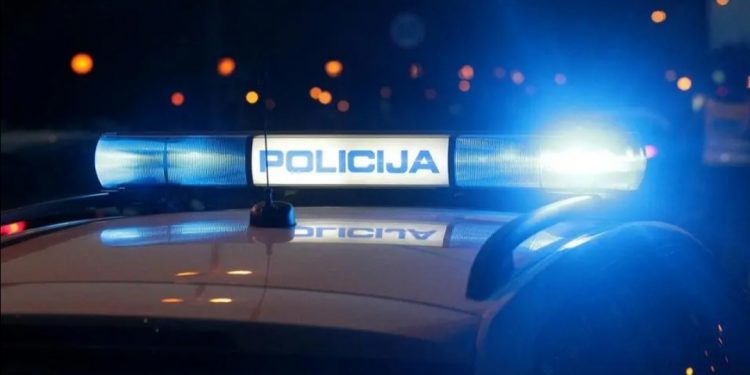 Pokušao da ubije rođake zbog drva