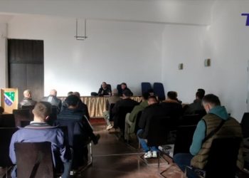 (VIDEO) Tutin: Predavanje o bolestima pčela