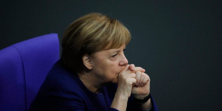 Merkel: Dramatična situacija sa korona virusom u Nemačkoj