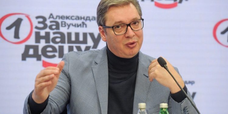 Vučić: Nismo štitili ni jedan grafit za razliku od onih koji štite tablu osudjenom ratnom zločincu Aćif efendiji