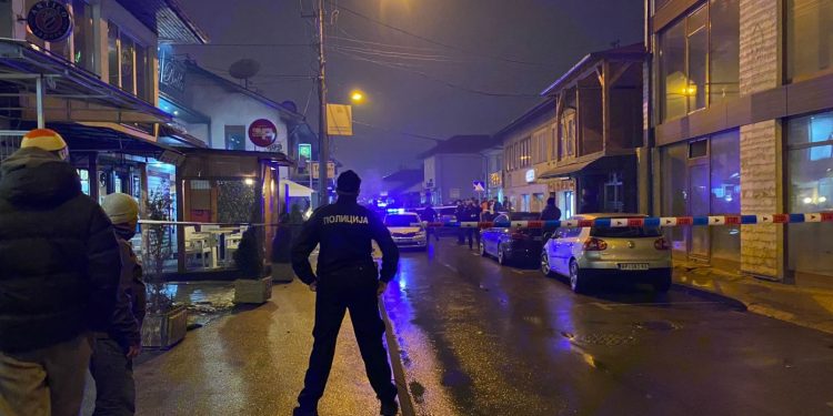 PUNCNJAVA U NOVOM PAZARU! U centru grada ranjen muškarac! Foto