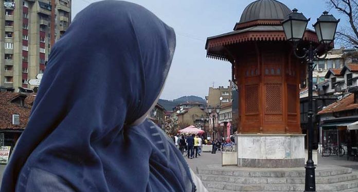 Selma iz Novog Pazara: “Otkaz sam dobila zbog hidžaba”