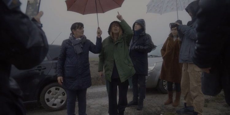 (VIDEO) Film o „barikadama za naše zdravlje“ – umetnici u poseti Gornjim Nedeljicama