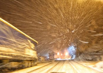 FOTO REPORTAŽA! Sneg otežava saobraćaj na putevima Novi Pazar-Tutin i Novi Pazar-Sjenica