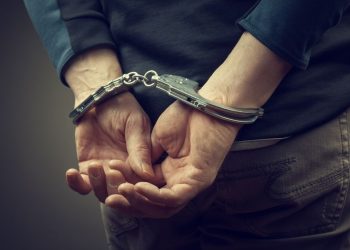 Uhapšen aktivista Irfan Cale Ugljanin! Policija mu pronašla oružje  Prethodno veče vređao predsednika na mrežama