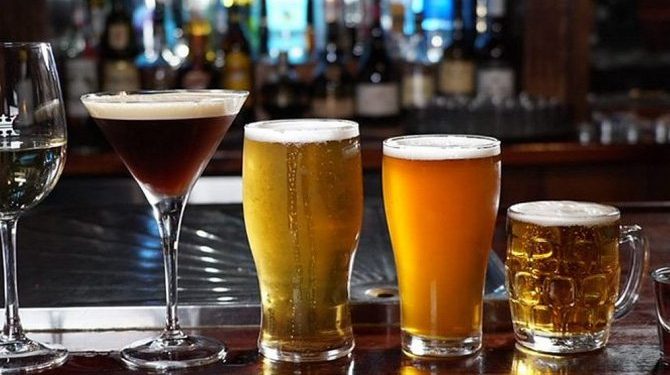 Istanbul: 22 osobe preminule zbog trovanja alkoholom, 16 hospitalizovano