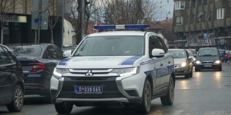 Zbog divljanja u centru Novog Pazara uhapšena tri lica