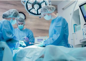 Hirurginja u Austriji amputirala pogrešnu nogu pacijentu, kažnjena samo sa 2.700 eura