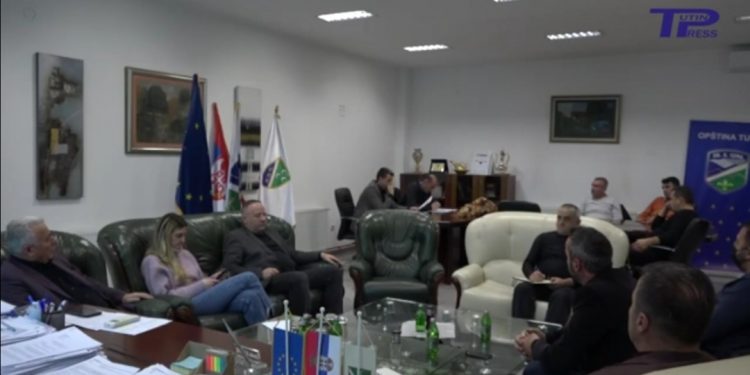 (VIDEO) Tutin: Savjet za bezbjednost saobraćaja o režimu saobraćaja u centru i budžetu za 2022. godinu.