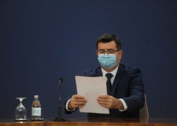 ĐERLEK UPOZORAVA: Dolazak naših ljudi iz inostranstva veliki epidemiološki rizik! Novi sojevi će pokazati pravu snagu