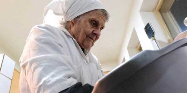 Preminula baka Buda, kuharica u restoranu Sopoćani