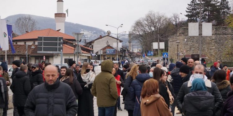 Za sutra zakazan novi protest u Novom Pazaru! Blokada kružnog toka u centru grada