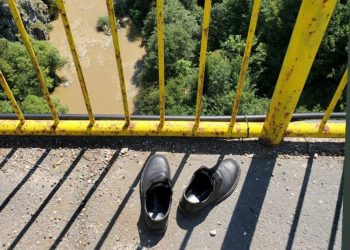 TUTIN: SKOČIO U SMRT! Mladić izvršio samoubistvo na Mehovom kršu