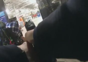 Video: Policajac u SAD-u ubio čovjeka u invalidskim kolicima