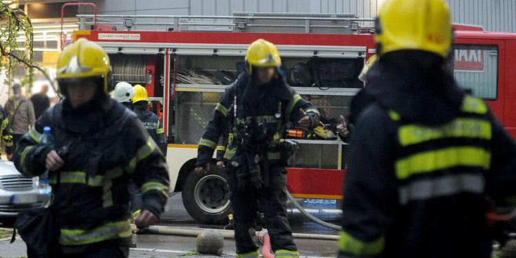 Poginula dva radnika u eksploziji u fabrici “Agrosava”