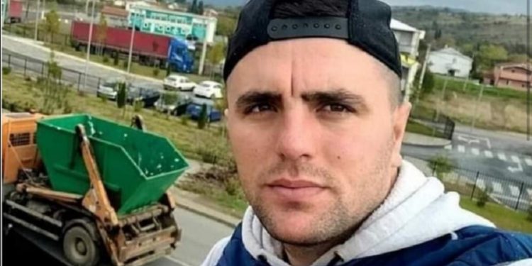 MURIĆI TRAŽE ZAŠTITU OD DRŽAVE, POLICIJU OPTUŽUJU DA NISU UČINILI NIŠTA DA SPASI JEDAN MLADI ŽIVOT