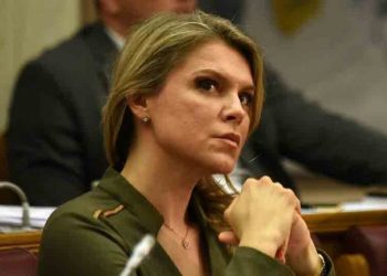 VUKSANOVIĆ PORUČILA KRIVOKAPIĆU: DŽABA SE KOPRCAŠ, ODZVONILO TI JE