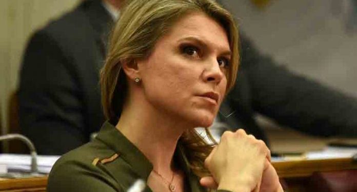 VUKSANOVIĆ PORUČILA KRIVOKAPIĆU: DŽABA SE KOPRCAŠ, ODZVONILO TI JE