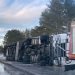 Prevrnuo se kamion kod Nove Varoši – Vatrogasci izvlače vozača zarobljenog u kabini