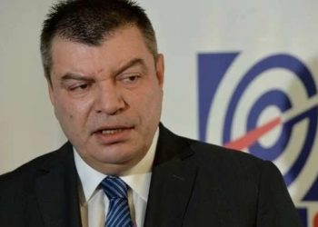 Grčić podneo ostavu, pisao Vučiću i Brnabić