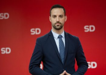 NIKOLA ZIROJEVIĆ ZAČEPIO USTA VESNI BRATIĆ: “Crnu Goru 2022. nećete pretvoriti u BiH iz 1992. godine”