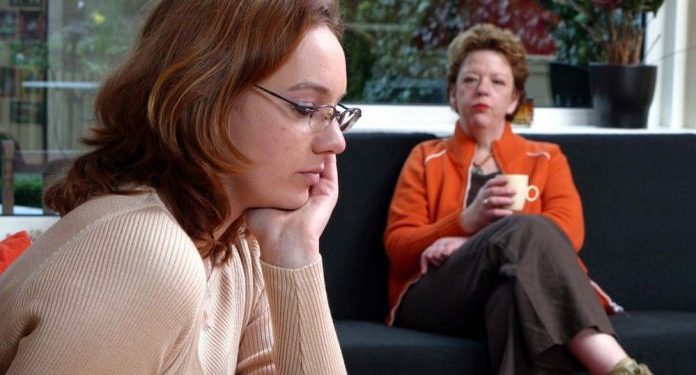 STROGO ZABRANJENO: ŠEST REČENICA KOJE SVEKRVE NIKADA NE BI SMJELE REĆI SNAHAMA