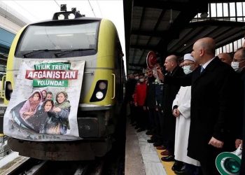 Turkiye: Iz Ankare krenuo ”Voz dobrote“ s 750 tona pomoći narodu Afganistana