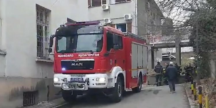Beograd: DETALJI POŽARA U KRUGU INFEKTIVNE: Bivši radnik klinike izgoreo do neprepoznatljivosti VATRA BUKNULA U STANU PENZIONERA