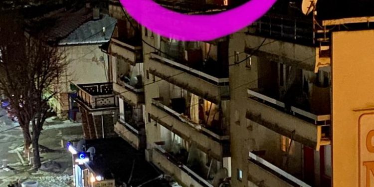 Tutin:Požar u centru grada